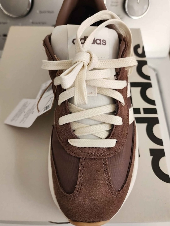 adidas Shoes - adidas  Brown & Cream Retro Runner Sneakers NEW ✨️ Women's ADIDAS RUN 70S 2.0